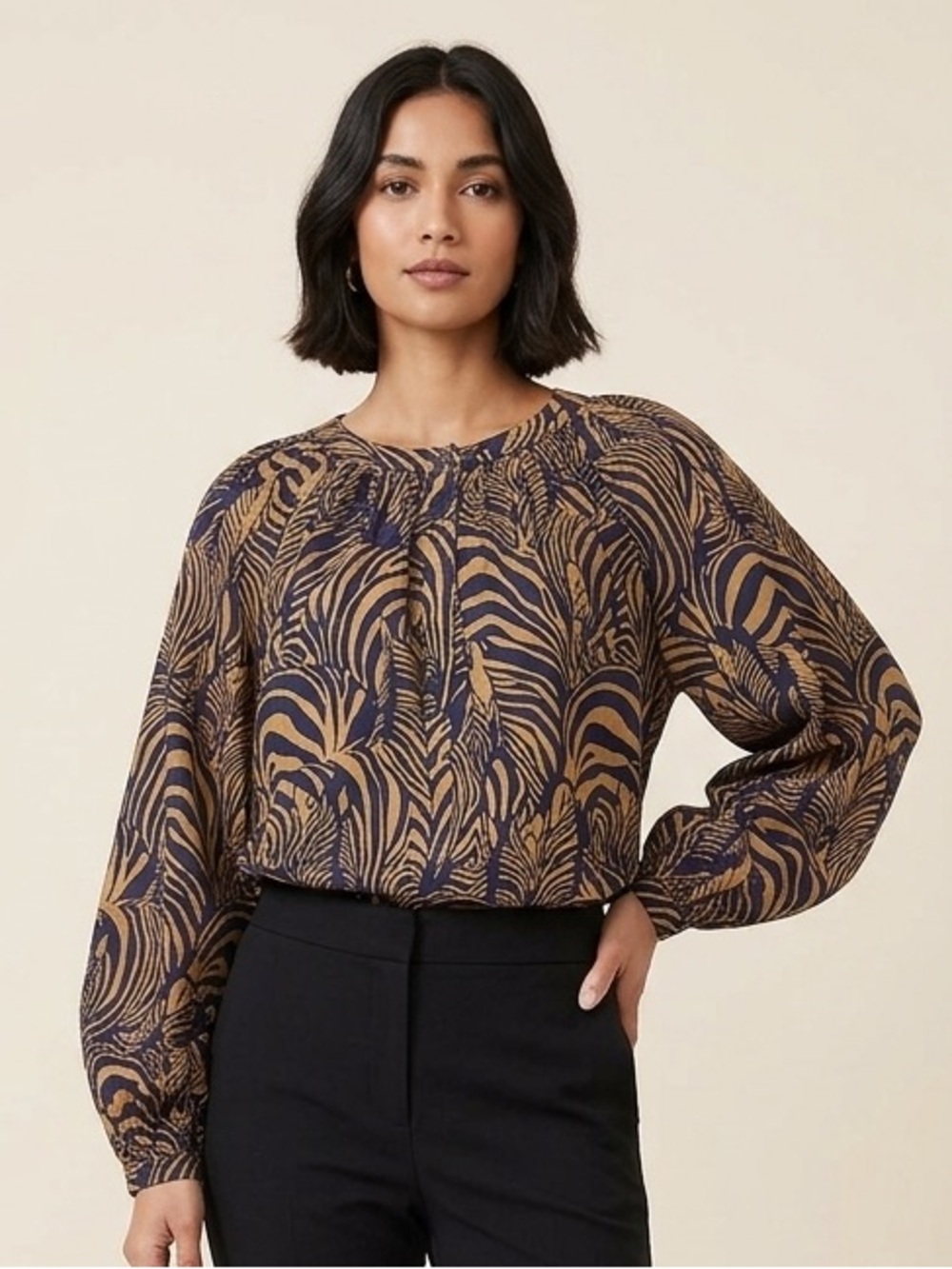 100% Linen Banana Republic Zebra Printed Boxy Cropped Linen Shirt (size L)